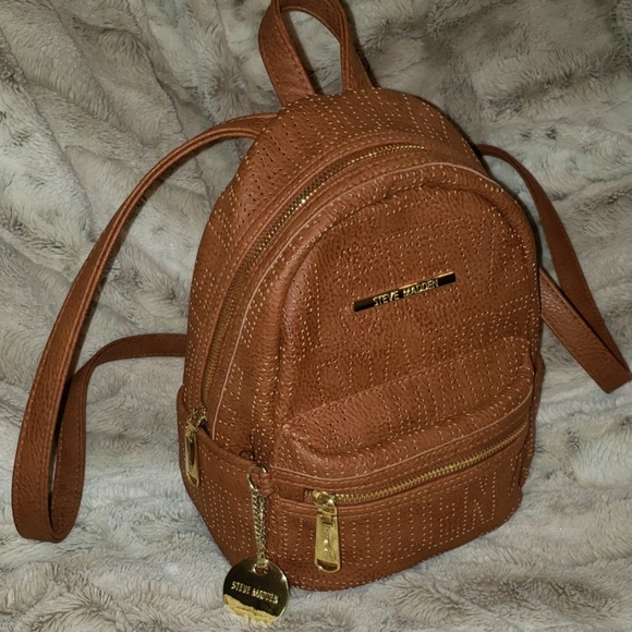 Steve Madden mini Backpack - Picture 2 of 8